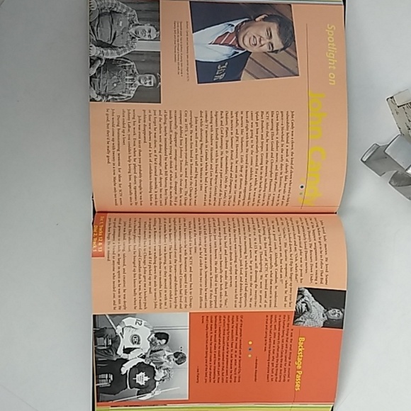 CANDY, BELUSHI, FARLEY, The Second City hardcover w/bonus CDs - Picture 7 of 8